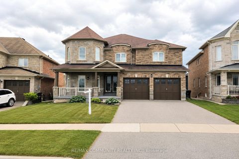 Photo 1 at 1423 Lormel Gate Avenue, Lefroy, Innisfil