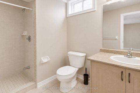 Photo 15 at 1423 Lormel Gate Avenue, Lefroy, Innisfil