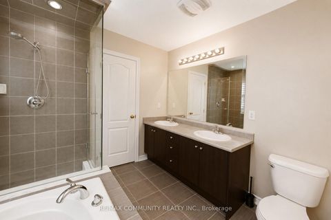 Photo 21 at 1423 Lormel Gate Avenue, Lefroy, Innisfil