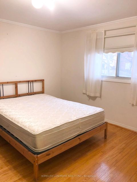 Photo 6 at 105 Whitehorn Crescent, Don Valley Village, Toronto