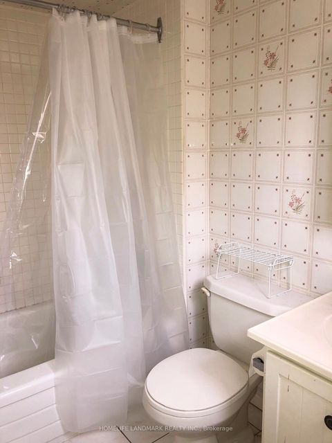Photo 7 at 105 Whitehorn Crescent, Don Valley Village, Toronto