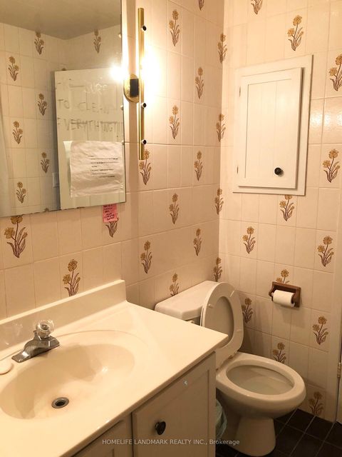 Photo 9 at 105 Whitehorn Crescent, Don Valley Village, Toronto