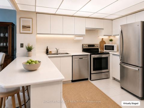 Photo 1 at 810 - 8 Silver Bell Grove, Malvern, Toronto
