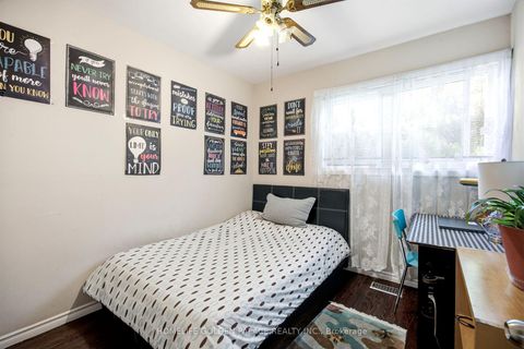 Photo 13 at 913 Brimorton Drive, Woburn, Toronto