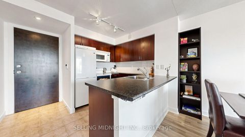 Photo 9 at 1010 - 50 Lynn Williams Street, Niagara, Toronto