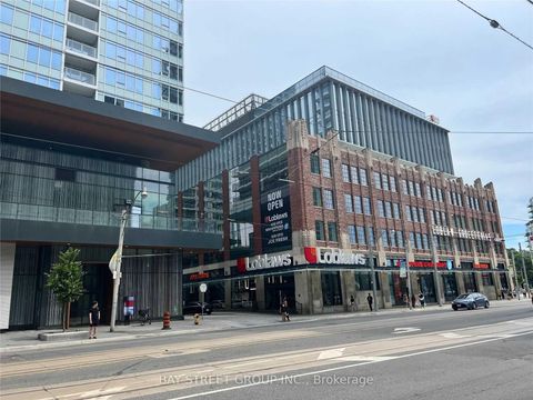 Photo 2 at 903 - 17 Bathurst Street, Waterfront Communities C1, Toronto