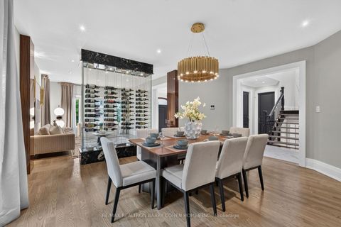 Photo 8 at 33 Munro Boulevard, Windfields, Toronto