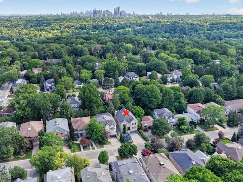 Photo 49 at 33 Munro Boulevard, Windfields, Toronto