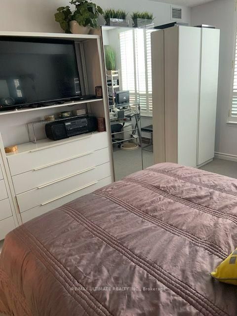 Photo 12 at 808 - 8 Covington Road, Lawrence, Toronto