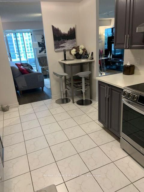 Photo 18 at 808 - 8 Covington Road, Lawrence, Toronto