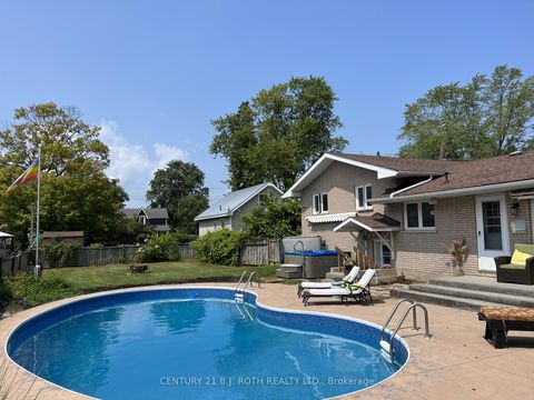 Photo 1 at 201 Point Street, Stayner, Clearview