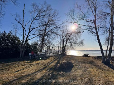 Photo 11 at 579 Duclos Point Road, Virginia, Georgina