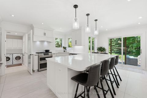 Photo 13 at 49 Falling Leaf Court, Hills of St Andrew, Aurora