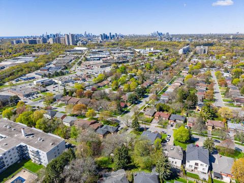Photo 30 at 21 Rialto Drive, Donalda, Toronto