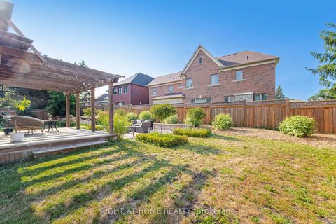 Photo 47 at 4 Simmons Crescent, Aurora Highlands, Aurora