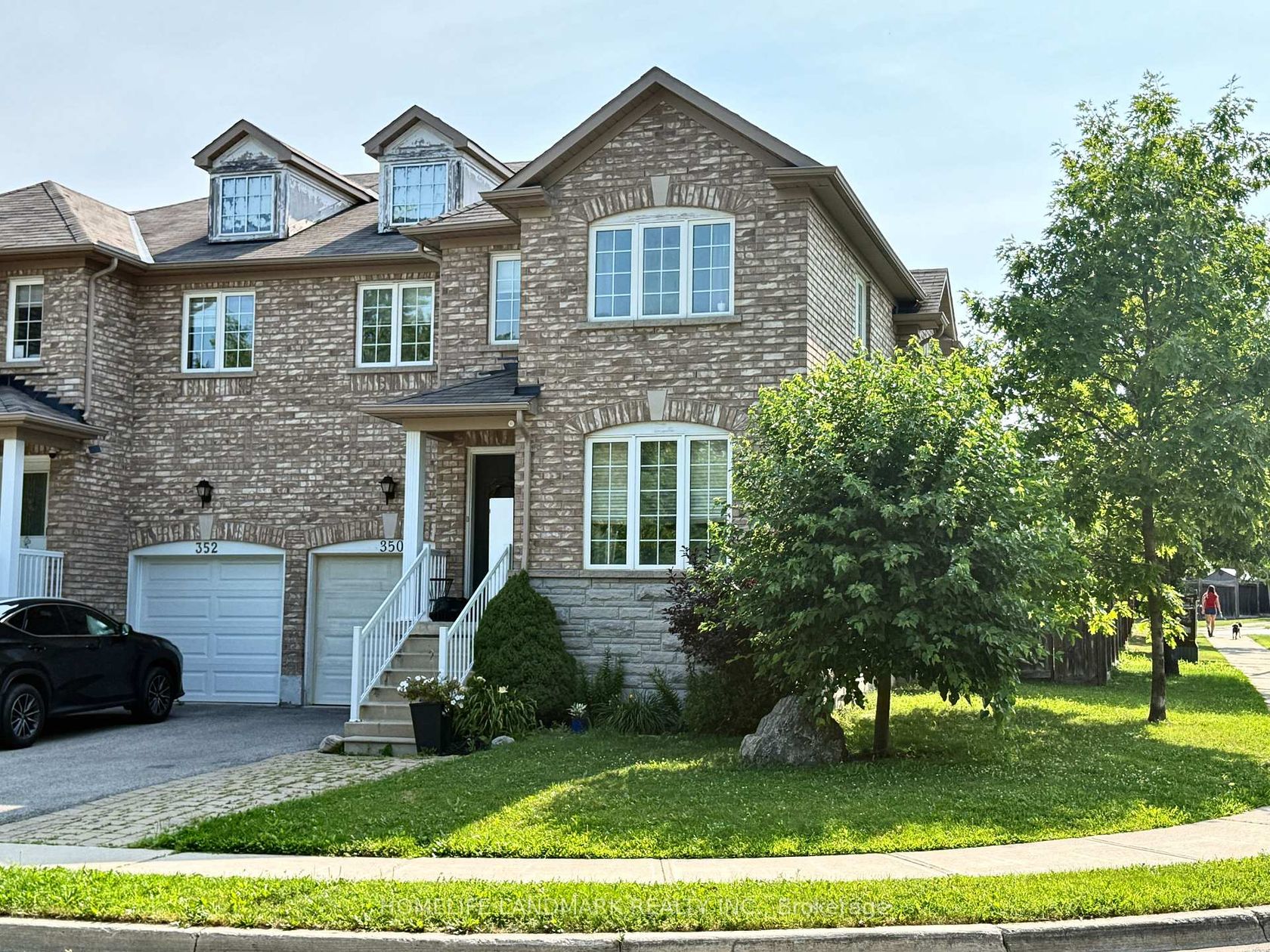 350 Gilpin Drive, Woodland Hill, Newmarket photo 3