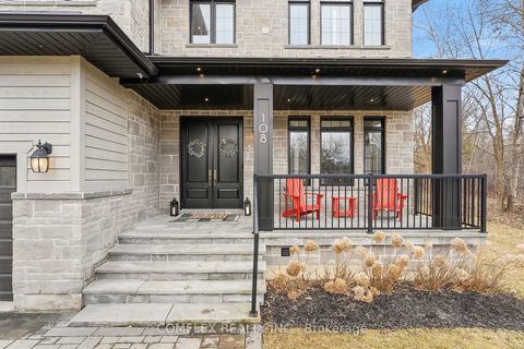 Photo 7 at 108 Avenue Road, Central Newmarket, Newmarket