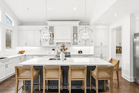 Photo 9 at 108 Avenue Road, Central Newmarket, Newmarket