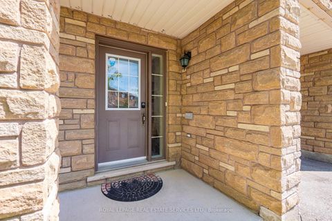 Photo 3 at 61 Pidgeon Street, Birchmount, Toronto