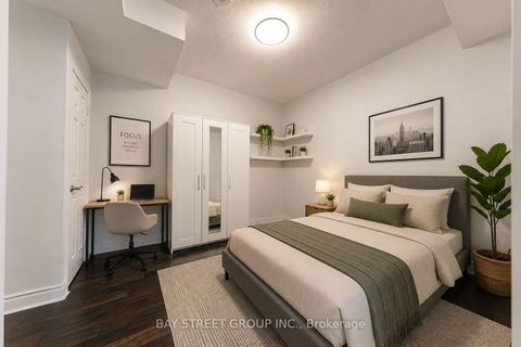 Photo 2 at 221 - 31 Olive Avenue, Willowdale East, Toronto