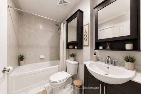 Photo 3 at 221 - 31 Olive Avenue, Willowdale East, Toronto