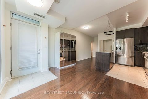 Photo 11 at 221 - 31 Olive Avenue, Willowdale East, Toronto