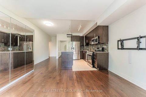Photo 12 at 221 - 31 Olive Avenue, Willowdale East, Toronto