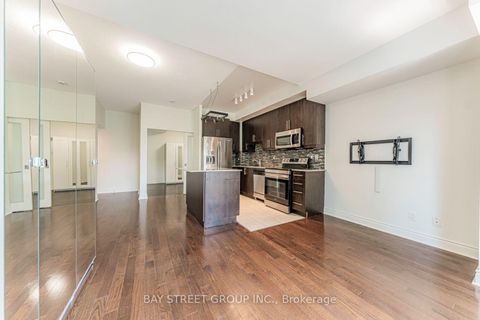 Photo 13 at 221 - 31 Olive Avenue, Willowdale East, Toronto