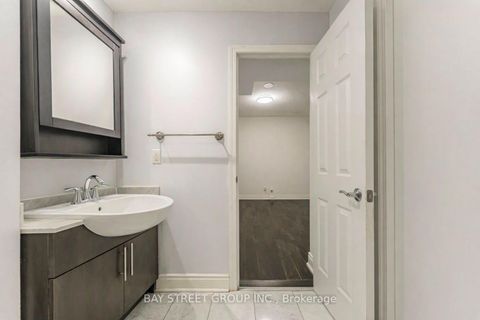 Photo 37 at 221 - 31 Olive Avenue, Willowdale East, Toronto