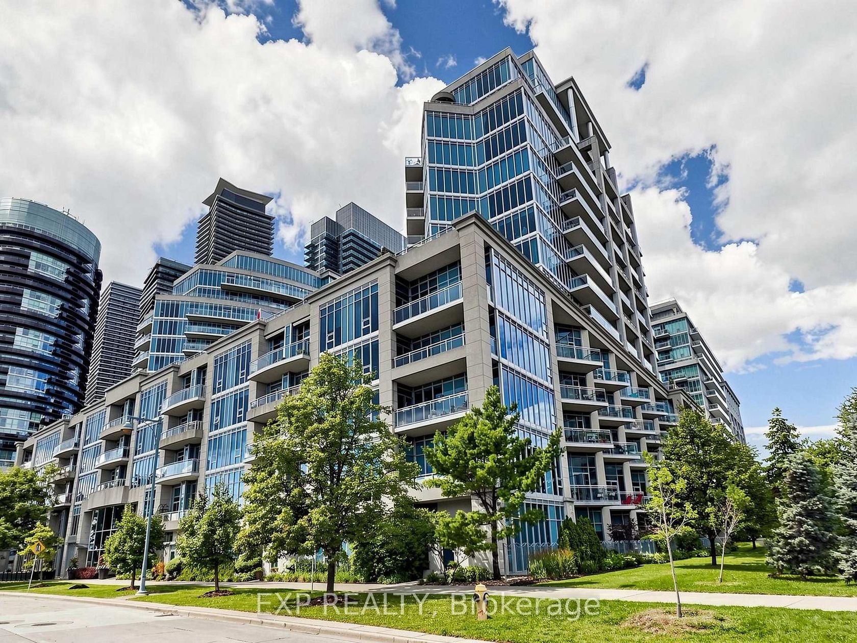 219 - 58 Marine Parade Drive, Mimico, Toronto photo number 2