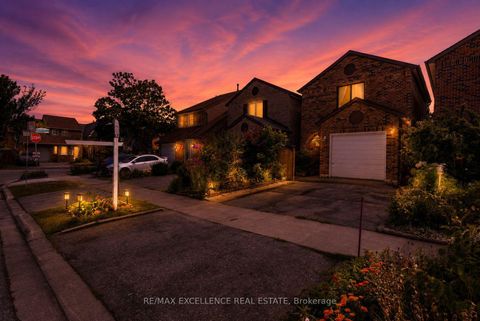 Photo 1 at 91 Woolenscote Circle, Clairville, Toronto