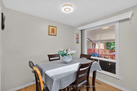 Photo 16 at 91 Woolenscote Circle, Clairville, Toronto