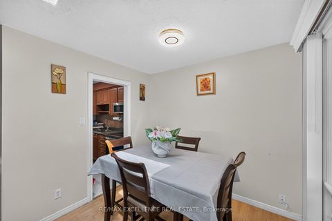 Photo 17 at 91 Woolenscote Circle, Clairville, Toronto
