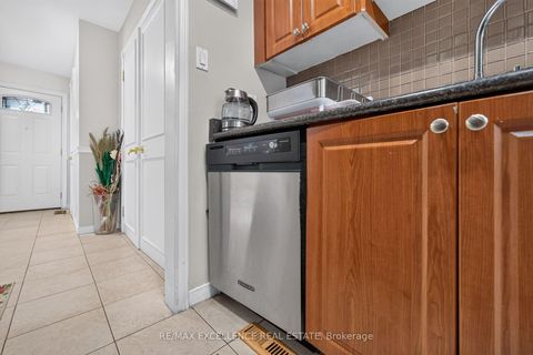 Photo 23 at 91 Woolenscote Circle, Clairville, Toronto