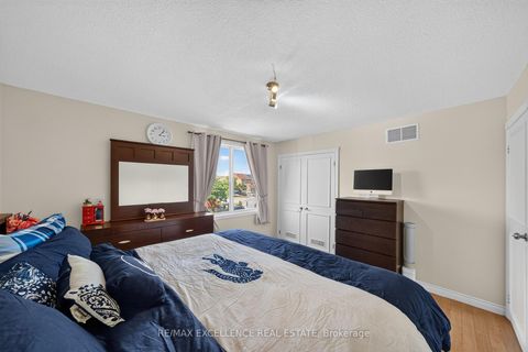 Photo 31 at 91 Woolenscote Circle, Clairville, Toronto