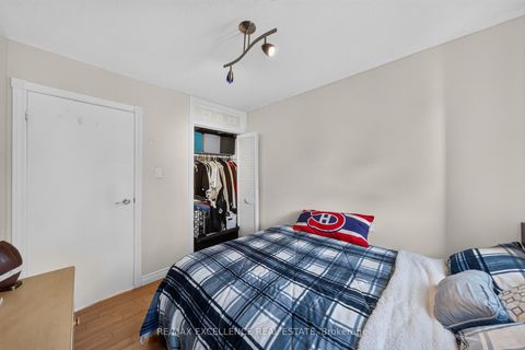 Photo 33 at 91 Woolenscote Circle, Clairville, Toronto