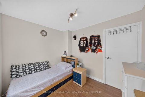Photo 35 at 91 Woolenscote Circle, Clairville, Toronto