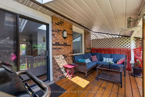 Photo 44 at 91 Woolenscote Circle, Clairville, Toronto