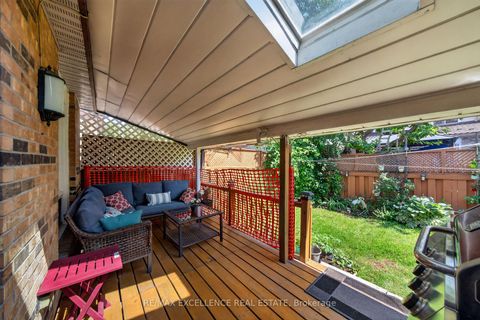 Photo 45 at 91 Woolenscote Circle, Clairville, Toronto