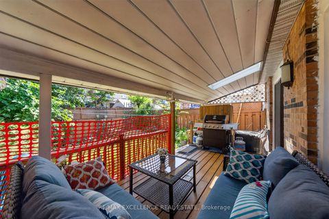 Photo 47 at 91 Woolenscote Circle, Clairville, Toronto
