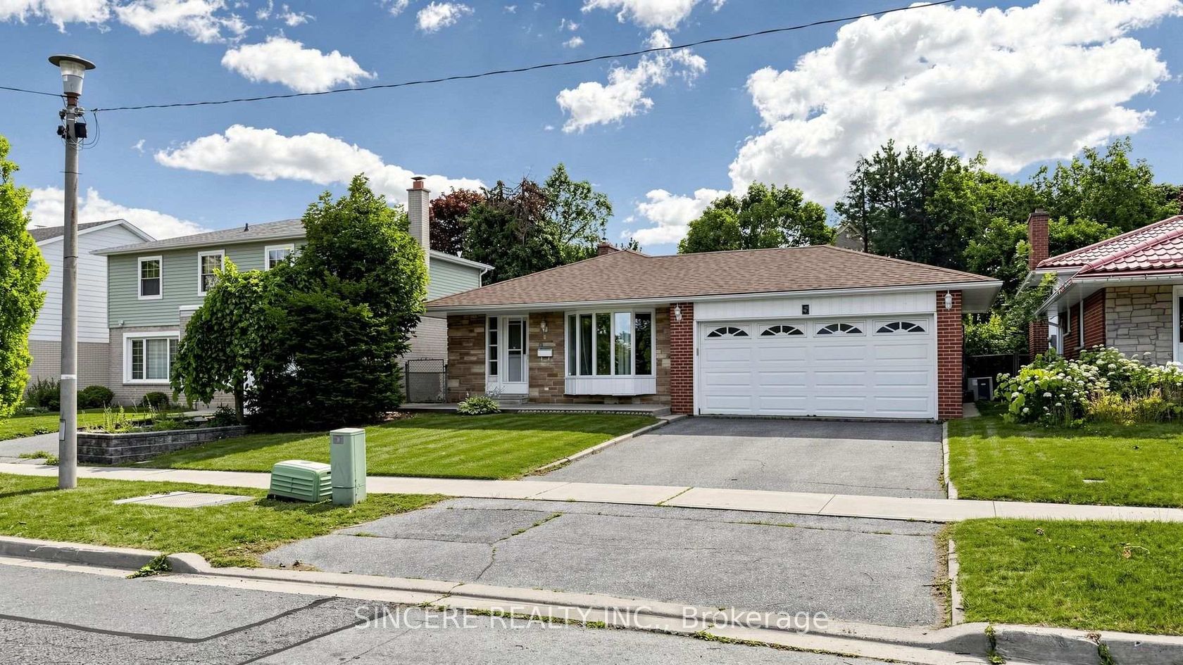5 Glendower Circuit, L'Amoreaux, Toronto 