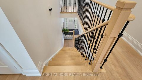 Photo 23 at 19 Heaney Court, Bayview Northeast, Aurora