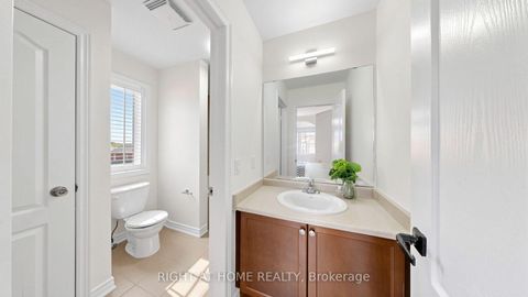 Photo 35 at 19 Heaney Court, Bayview Northeast, Aurora