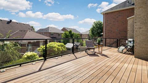 Photo 44 at 19 Heaney Court, Bayview Northeast, Aurora