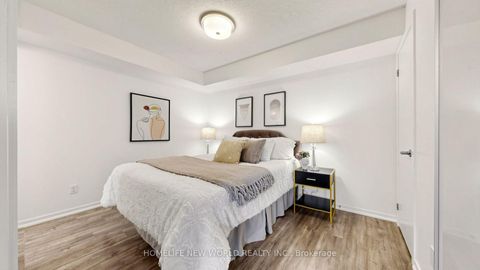 Photo 10 at 425 - 38 Joe Shuster Way, Niagara, Toronto