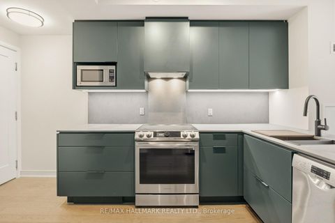 Photo 4 at 1811 - 57 St Joseph Street, Bay Street Corridor, Toronto