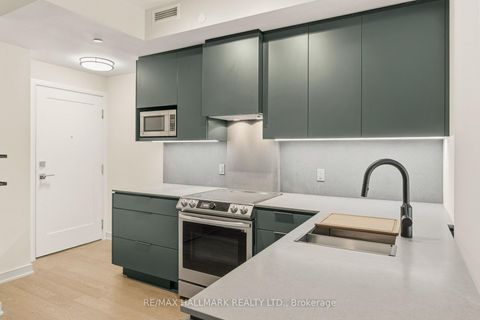 Photo 5 at 1811 - 57 St Joseph Street, Bay Street Corridor, Toronto