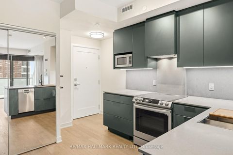 Photo 6 at 1811 - 57 St Joseph Street, Bay Street Corridor, Toronto