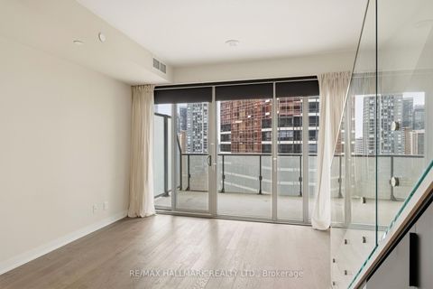 Photo 7 at 1811 - 57 St Joseph Street, Bay Street Corridor, Toronto