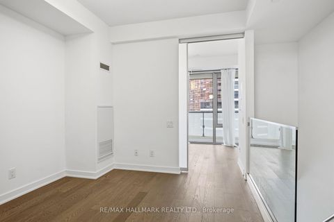 Photo 14 at 1811 - 57 St Joseph Street, Bay Street Corridor, Toronto